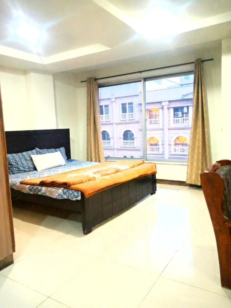 Comfortable Rental Apartments In Bahria Town Rávalpindí Exteriér fotografie