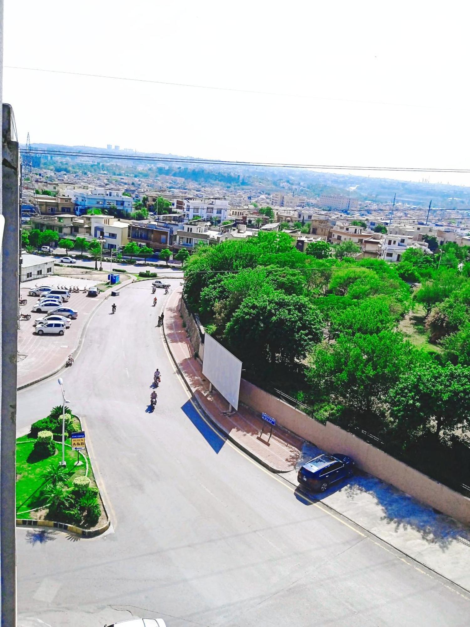 Comfortable Rental Apartments In Bahria Town Rávalpindí Exteriér fotografie